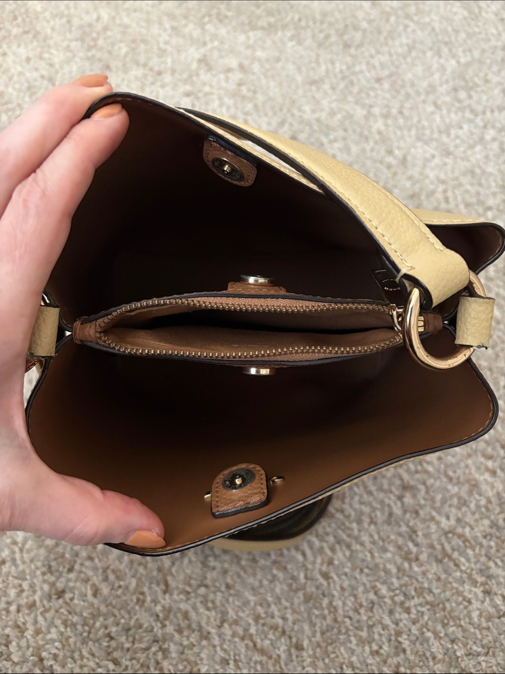 Coach Small Town Bucket Bag Ochre Yellow Pebbled Leather Gold Hardware - Picture 2 of 4